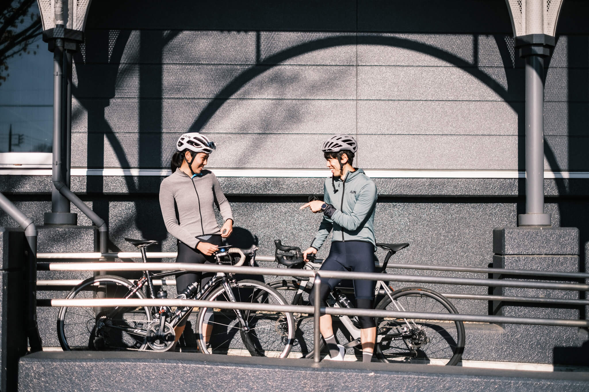 可愛くて機能的。「Café du Cycliste」の冬ウェアで行く先を彩るライド