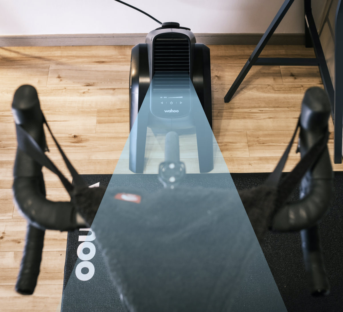 Wahoo KICKR HEADWIND In-Depth Review: The Luxurious Blast Fan