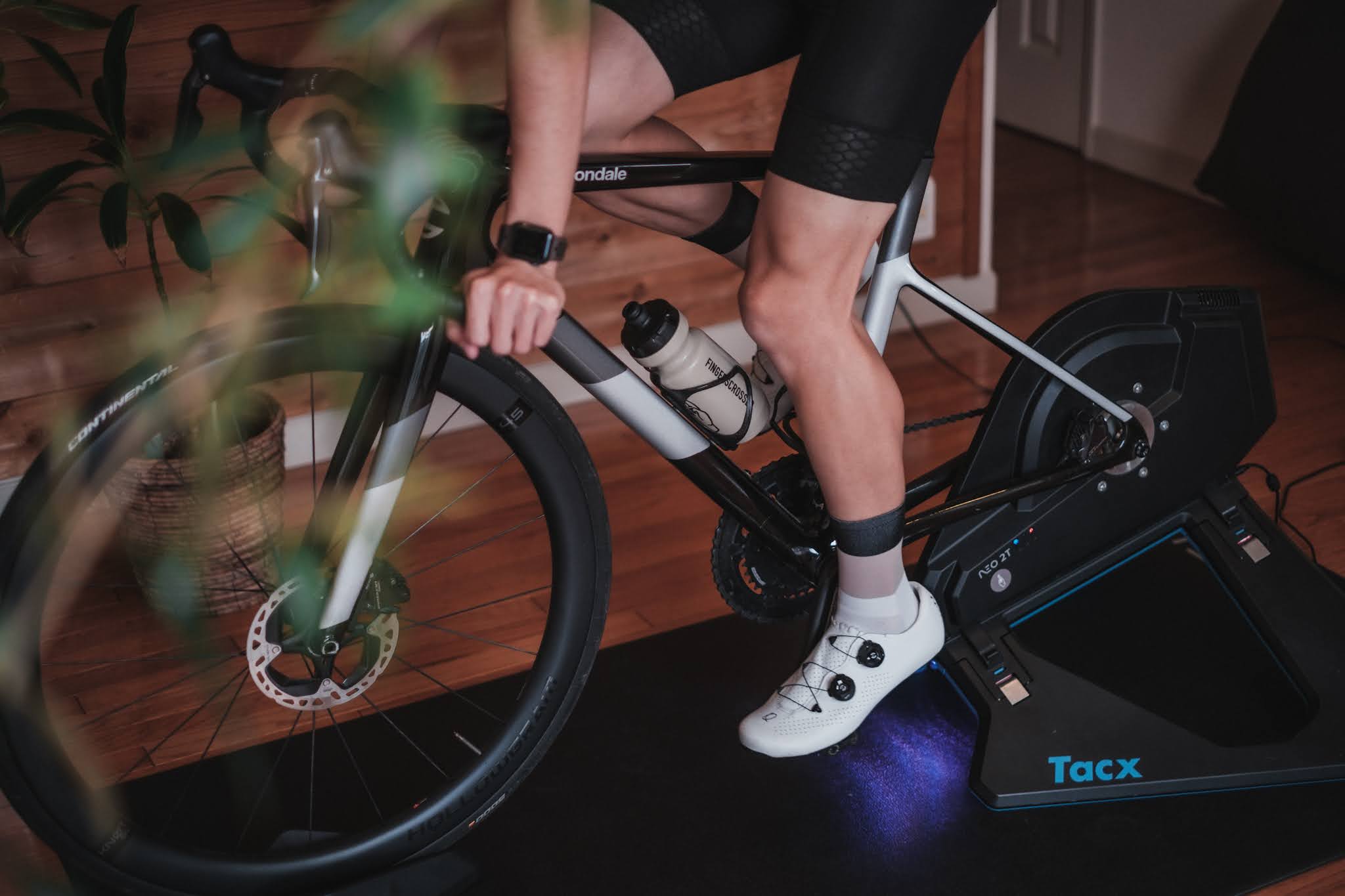 耐熱 二層 足あとぐらす (M) Tacx ズイフト自転車バイクトレーニング