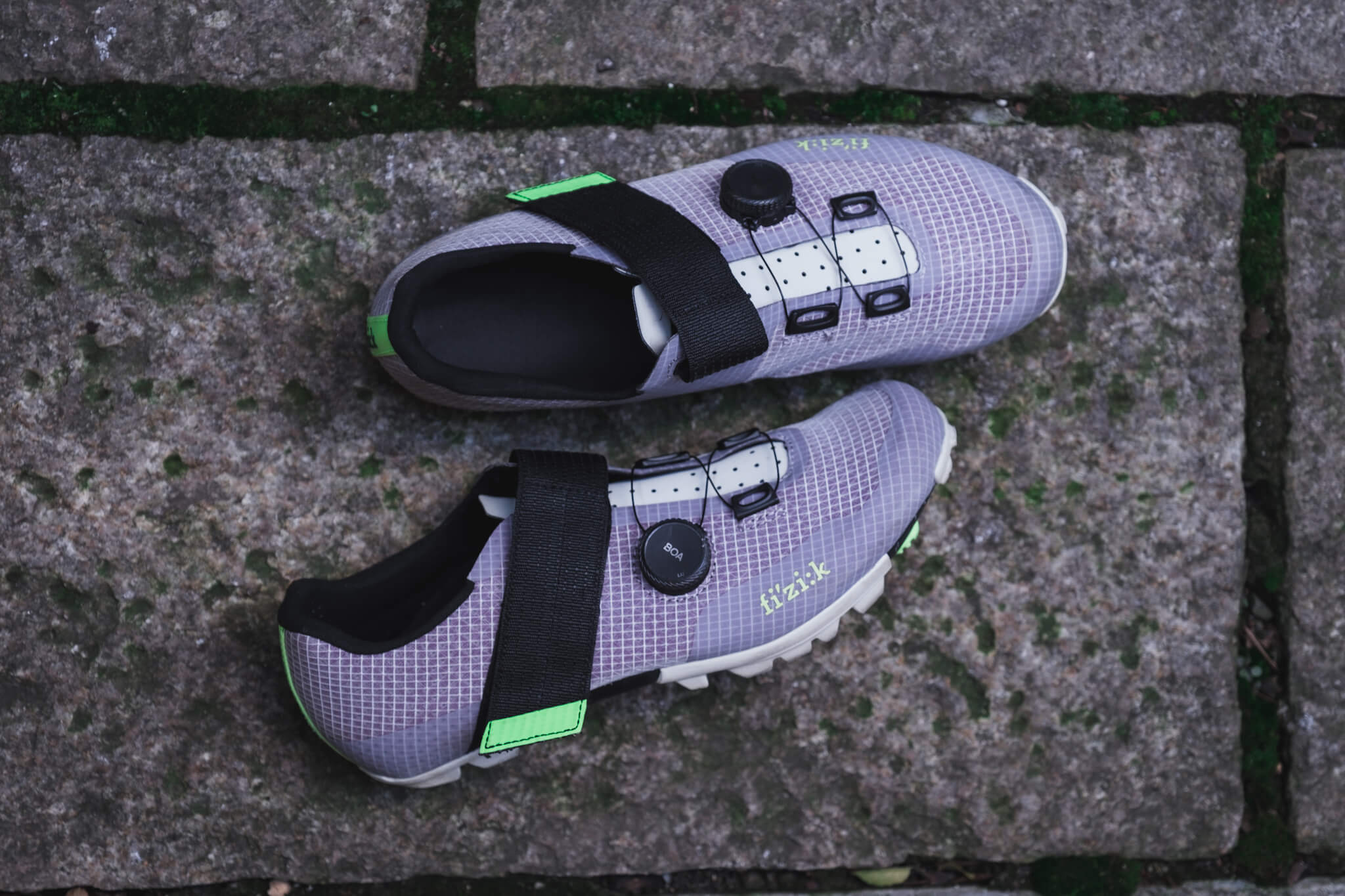 プロダクトレビュー】Fizik Vento Ferox Carbon：SPDにロードシューズ ...