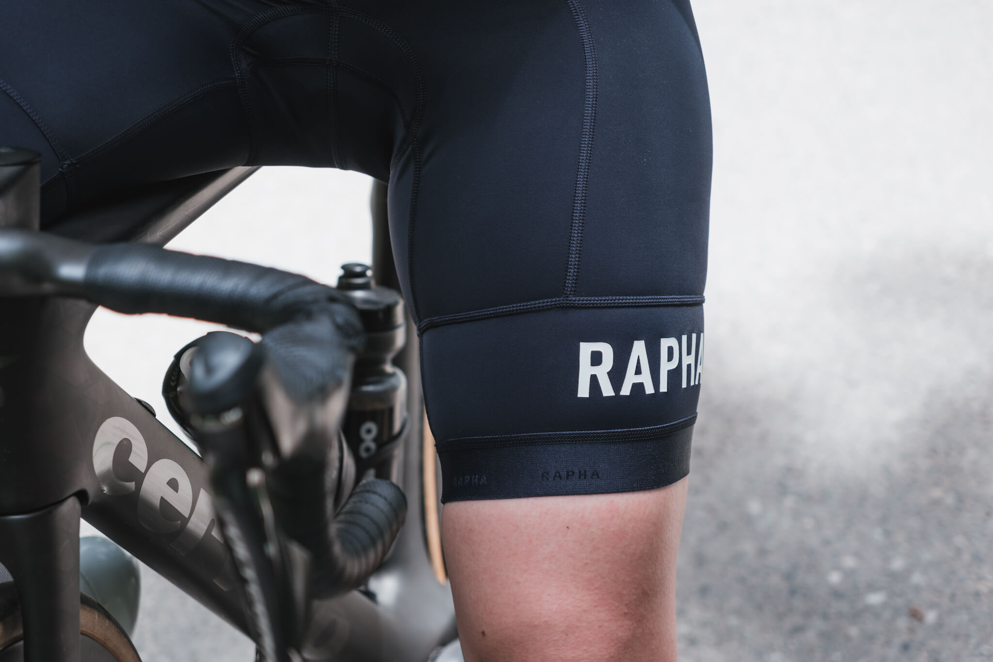 国内正規総代理店アイテム rapha ビブ 自転車