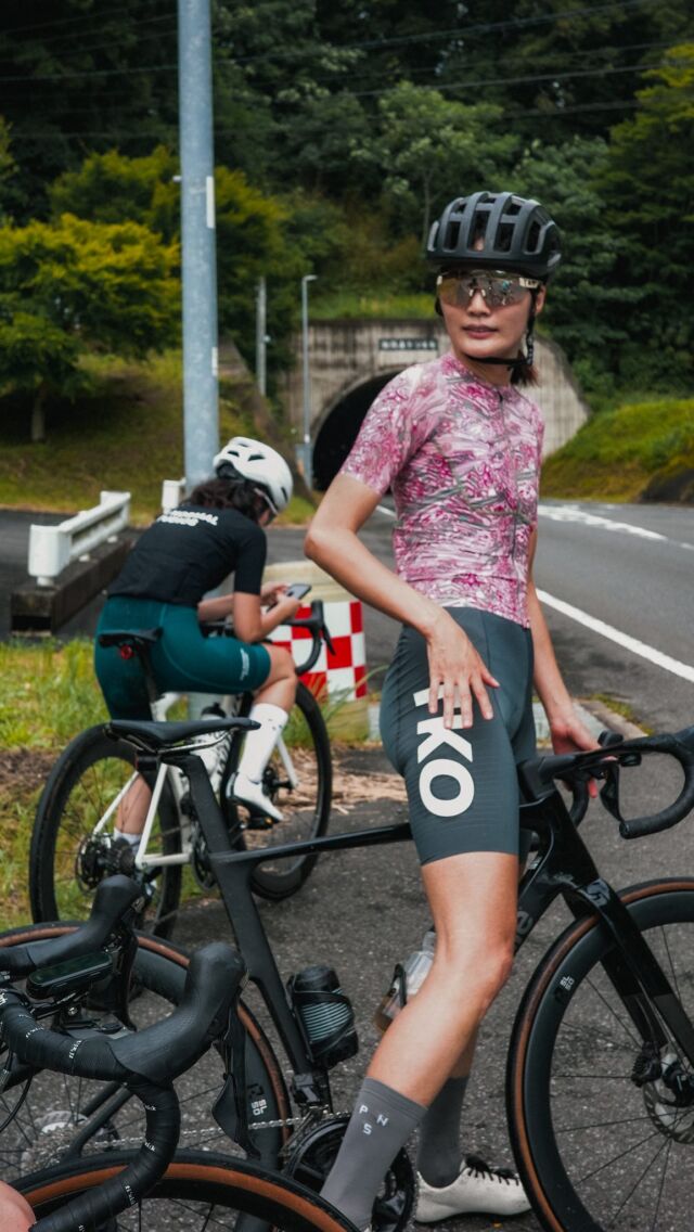 LOVE THE PAIN　サイクリングウェア LOVE THE PAIN］サイクリングジャージ&トライアスロンスーツ